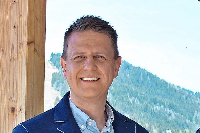 Michael Turner – Editor-in-Chief, CanadaBonus24.sbs